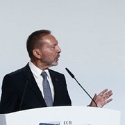 ECB-ledamoten Yannis Stournaras och ECB-presidenten Christine Lagarde på ett möte i Aten 2023.