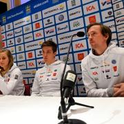 Stina Nilsson, Calle Halfvarsson och Johan Olsson under en presskonferens i januari.