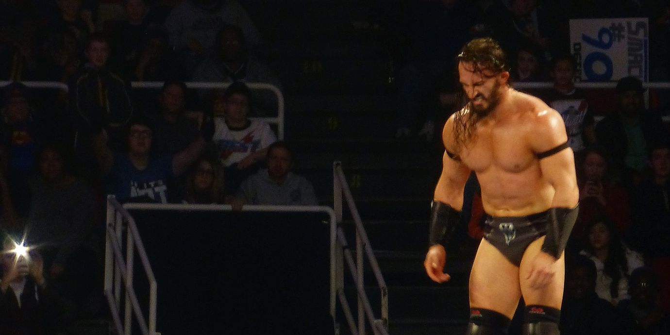 Satterley under en match 2016.
