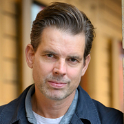 Författarna Camilla Läckberg och Alex Schulman.