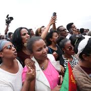 I veckan genomfördes en historisk flygning mellan Eritrea och Etiopien, människor samlades för att välkomna sina familjer.