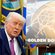 Donald Trump talar om sin ”gyllene kupol” i maj 2025.