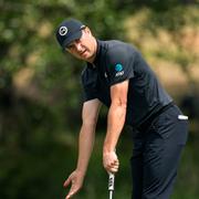 Jordan Spieth visar missnöje med en putt.