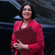 Ed Miliband, Wes Streeting och Shabana Mahmood är tre av namnen som brittisk press lyfter som möjliga efterträdare till premiärminister Keir Starmer.