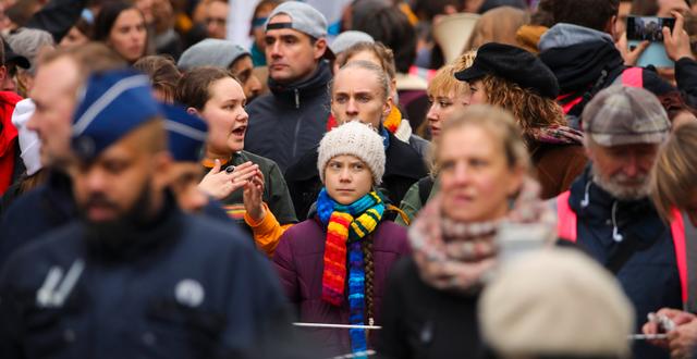 Greta Thunberg på demonstration.  Olivier Matthys / TT NYHETSBYRÅN