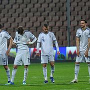 Italienska spelare under kvalförlusten mot Bosnien.