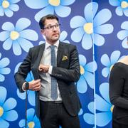 Gruppledare Mattias Karlsson, partiledare Jimmie Åkesson och Paula Bieler. 