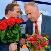 Stefan Löfven (S) och Jonas Sjöstedt (V).