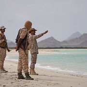Soldater från Jemen vid sundet Bab al-Mandeb. Arkivbild från april.