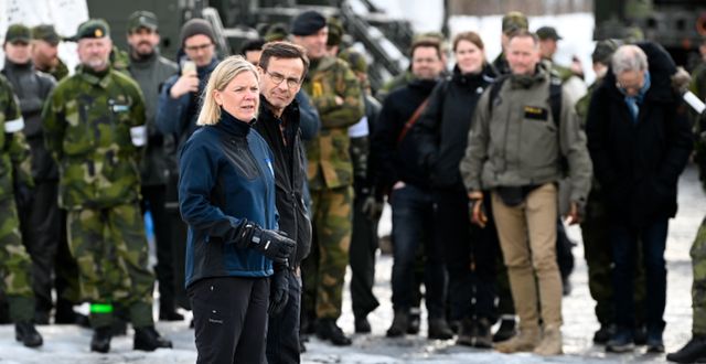 Andersson och Kristersson under en militärövning i Norge i mars i år. Anders Wiklund/ TT