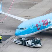 Tui-flygplan/Brandrök på Rhodos.