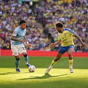 Manchester Citys Savinho uppges vara klar för Tottenham.