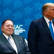 Sheldon Adelson tillsammans med Donald Trump.