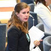 Emma Berginger (MP) har KU-anmält Ebba Busch.