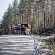 Räddningstjänsten på plats vid branden. 