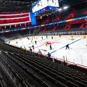 Tre Kronor tränar i Globen. 