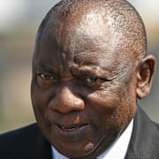 Sydafrikas Cyril Ramaphosa i Sankt Petersburg.  Grigory Sysoyev / AP