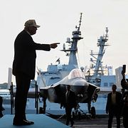 USA:s president Donald Trump ombord hangarfartyget USS Washington när han besökte Japan i oktober 2025. 
