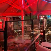 Restaurang vid Medborgarplatsen i centrala Stockholm under söndagskvällen.