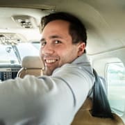 Benjamin Dousa på tjänsteresa i Uganda.