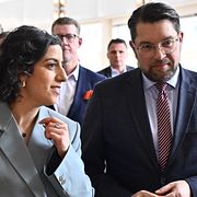 
Liberalernas partiledare Simona Mohamsson (L) och Sverigedemokraternas Jimmie Åkesson (SD).