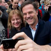 Arkivbild: Nederländernas premiäminister Mark Rutte vid ett kampanjmöte i Breda under helgen. 