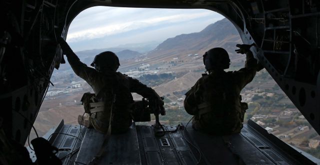 Arkivbild. Amerikanska soldater i militärhelikopter i Afghanistan. Massoud Hossaini / TT NYHETSBYRÅN