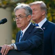 Jerome Powell och Donald Trump. 