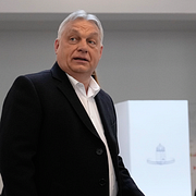 Orbán och Magyar när de la sina röster.