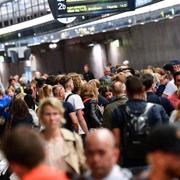 Pendlare på Malmö centralstation.