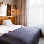 Tiden man verkligen tillbringar på ett hotellrum i city är när man vilar och sover. En skön säng och en skön dusch är därför det absolut viktigaste.
