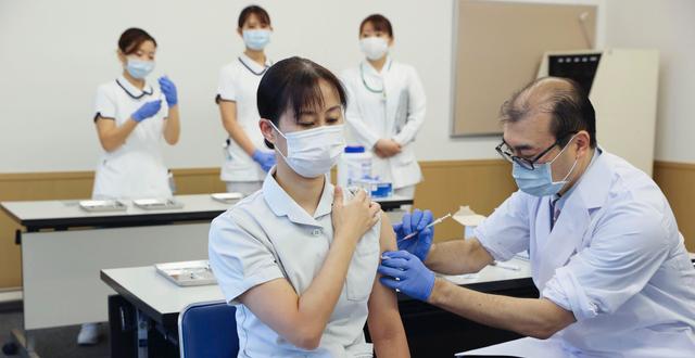 Vaccinering i Japan. AP