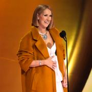 Celine Dion presenterade Grammyvinnaren i kategorin årets album.