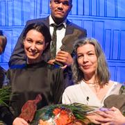 Årets svenska Augustpåristagare Johannes Anyuru, Saga Miketinac, Fatima Bremmer och Sara Lundberg på Augustgalan 2017 i Stockholms Konserthus