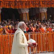 Indiens premiärminister Narenda Modi inviger templet.