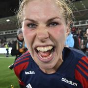Rebecca Knaak firar SM-guldet med Rosengård 2024. 