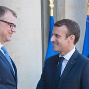 Juha Sipilä och Emmanuel Macron.