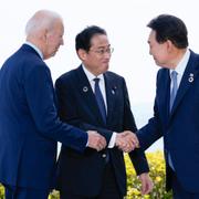 Joe Biden, Fumio Kishida och Yoon Suk-yeol.