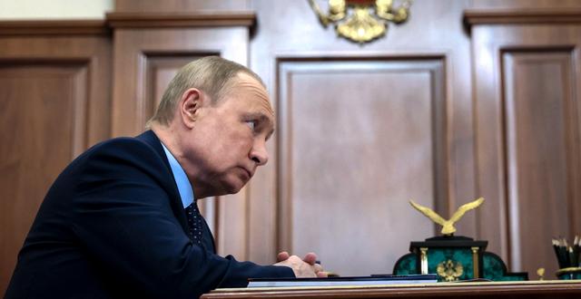 Putin vid ett möte i Kreml.  Mikhail Metzel / AP