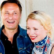 Skådespelarna Michael Nyqvist och Julia Dufvenius på Dramatens höstsamling 2009.