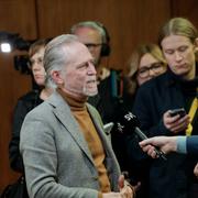 Nyvalda språkröret Daniel Helldén under en pressträff på Miljöpartiets kongress.