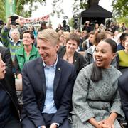 Arkivbild från förra årets Almedalsvecka. Maria Wetterstrand - före detta språkrör i Miljöparteiet, konsumentminister, biträdande finansminister Per Bolund, kulturminister Alice Bah Kuhnke och Gustav Fridolin. 