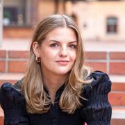 Felicia Schön. 