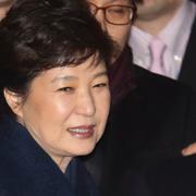 Sydkoreas president Park Geun-hye lämnade i helgen presidentpalatset i Seoul. 