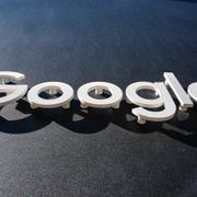 Googles logga i New York. 