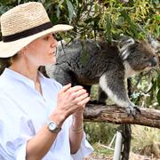 Kronprinsessan Victoria och prins Daniel inledde på måndagen det officiella besöket i Australien.