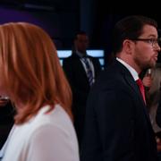 Partiledare Annie Lööf (C) och Jimmie Åkesson (SD) efter debatten i SVT Agenda på söndagen.