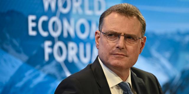 GIAN EHRENZELLER / AP