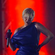 Robyn håller konser under sin turné ”The sexistential tour” på 3 arena.