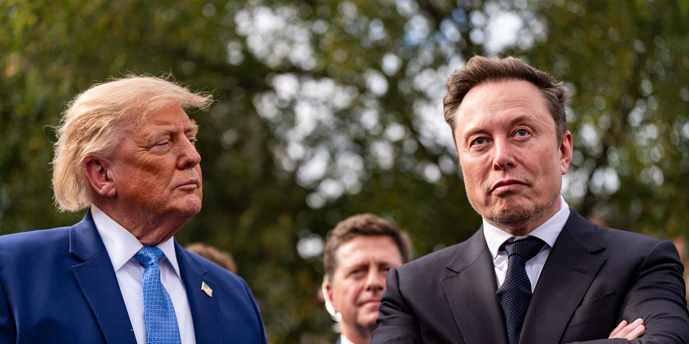 Donald Trump och Elon Musk, arkivbild från 29 september.